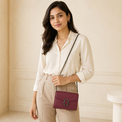 Aretha crossbody bag with 5 compartments and zip pocket