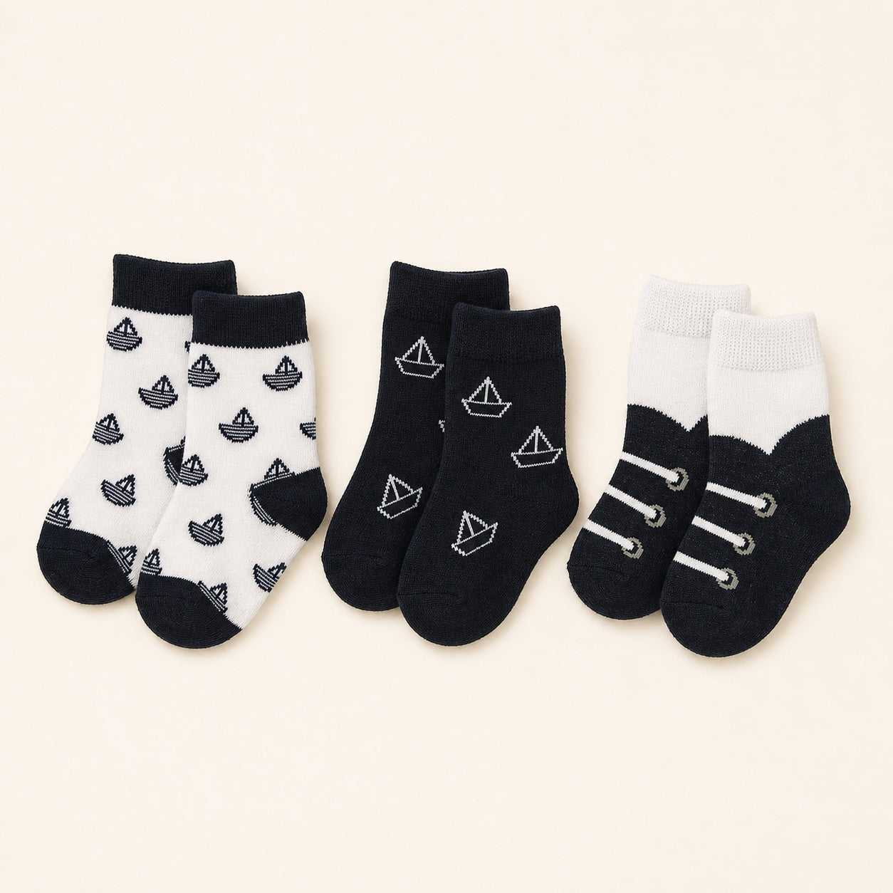 Shani baby socks 3 pack in black and white size 15 16