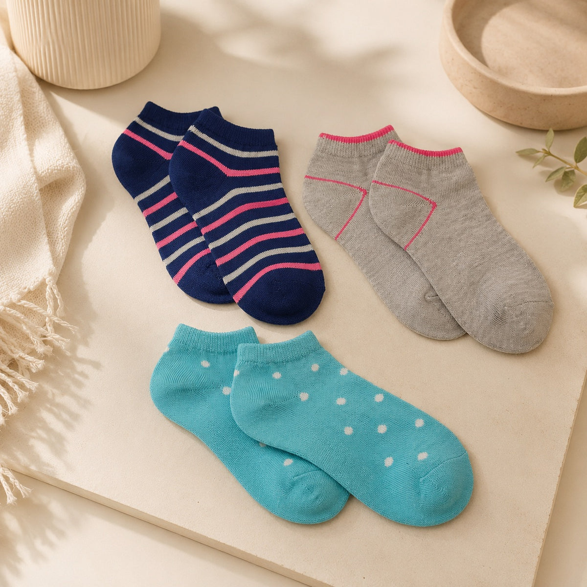 Jamily girls ankle socks 3 pair set size 28 30