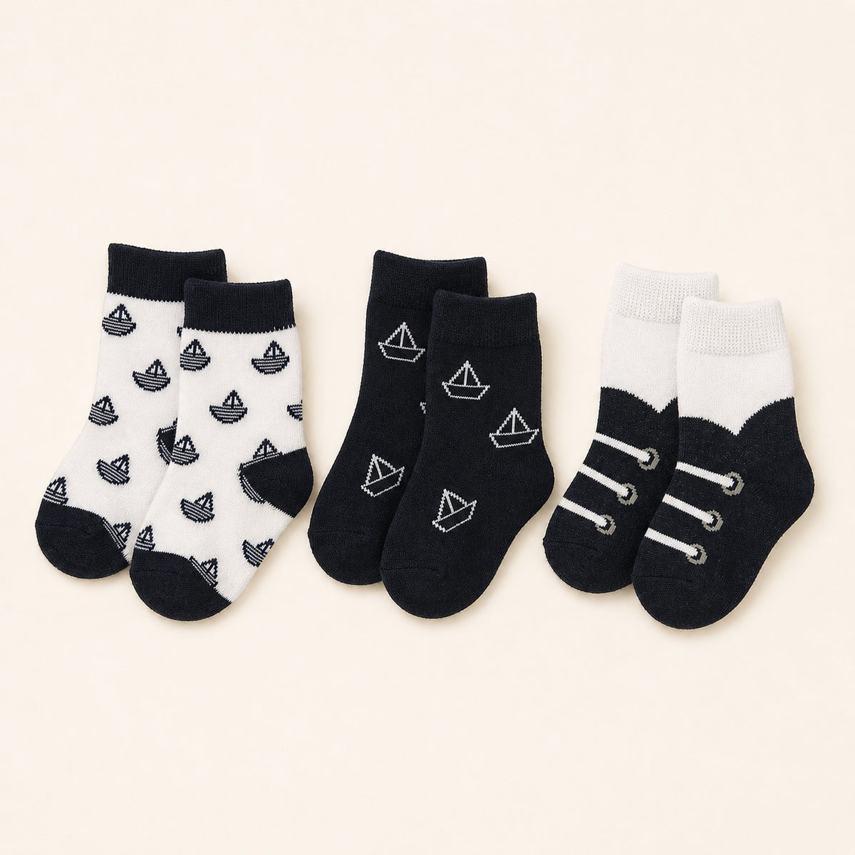Shani baby socks 3 pack in black and white size 15 16