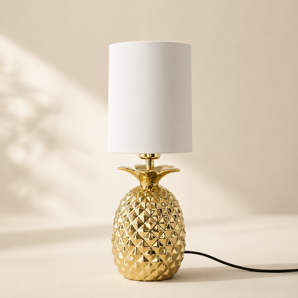 Decorative gold pineapple lamp for living room or bedroom