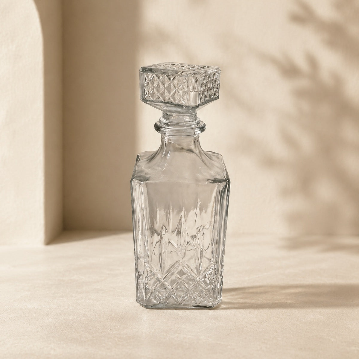 Alpina glass whiskey decanter 800 ml